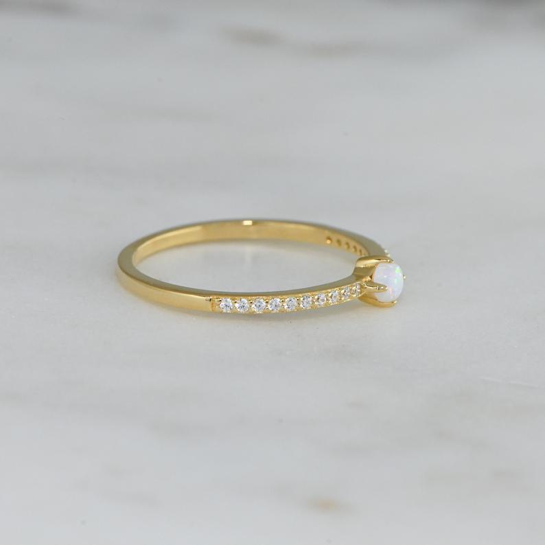 MINIMALIST OPAL RING - Grace