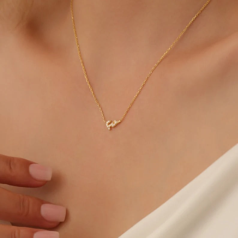 Minimal Arabic Diamond Necklace