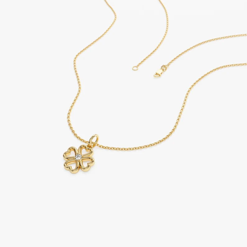 Clover Necklace