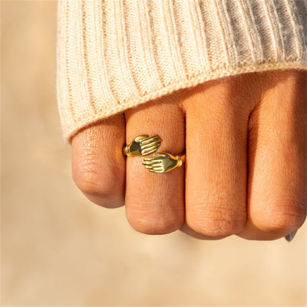 Exclusive Hug Ring - Grace