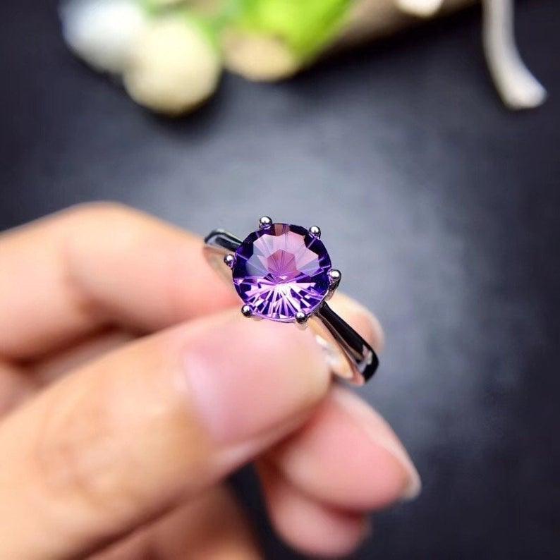 MORRIS INSPIRED AMETHYST - Grace