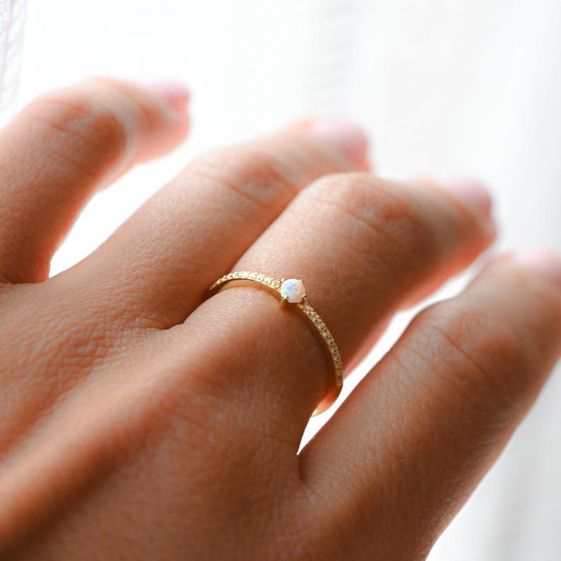 MINIMALIST OPAL RING - Grace