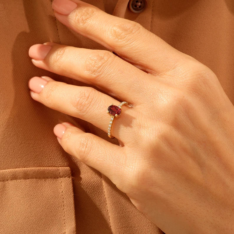 Exclusive Garnet Ring | 925 SILVER - Grace