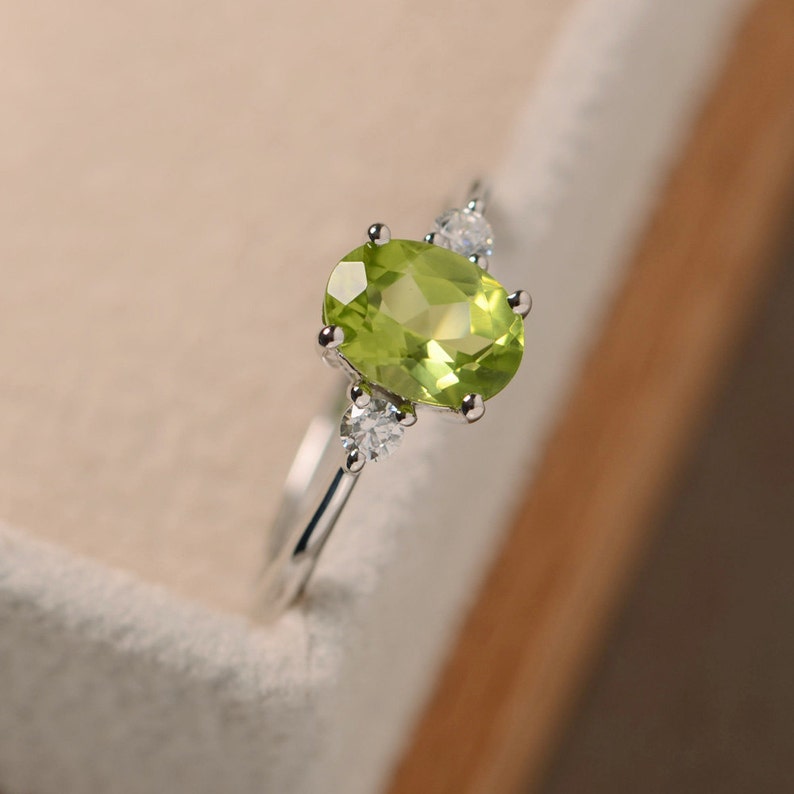 Oval Peridot Ring - Grace